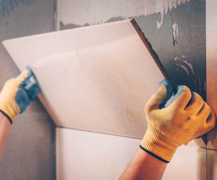 Pose de carrelage intérieur Bagnols-en-Forêt